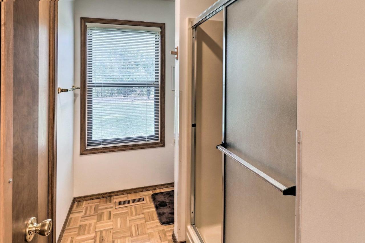 Private Norfork Home With Decks And River Access! 외부 사진